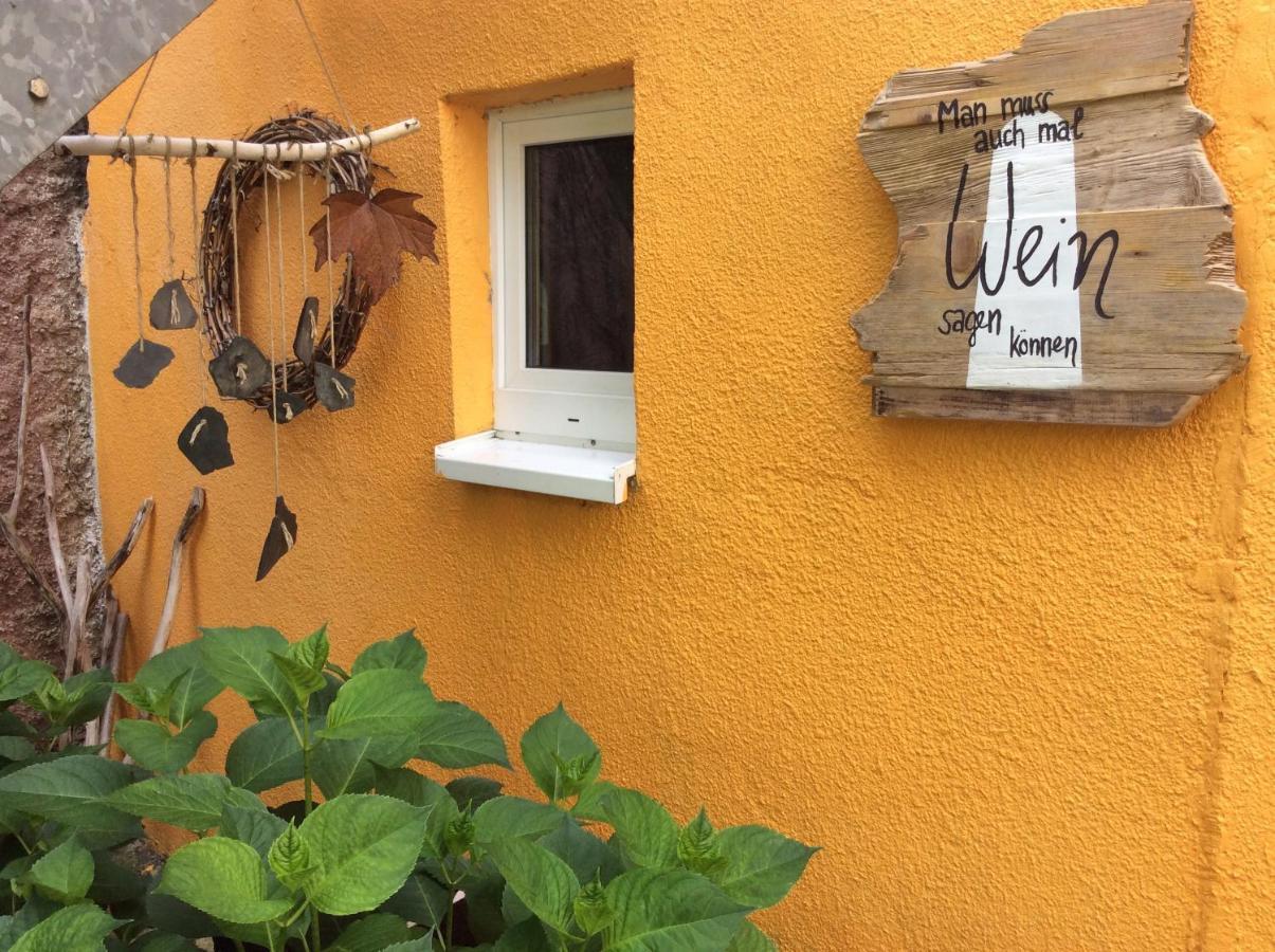 Winzerhaeuschen, Weingut Th. Mueller Apartment Райл Екстериор снимка